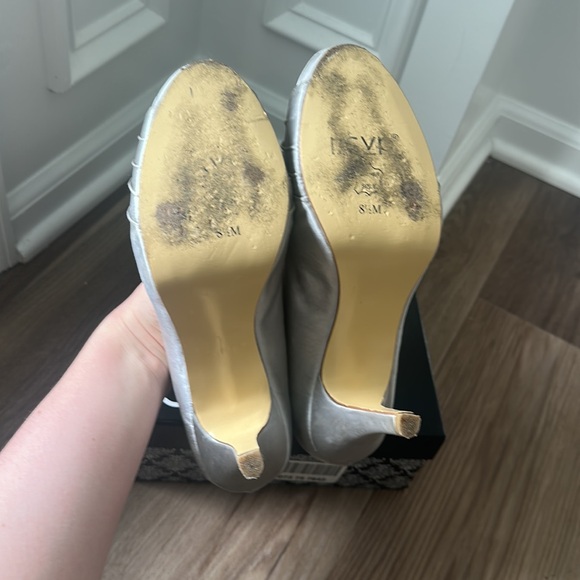 RSVP Starla Heels - Picture 4 of 4